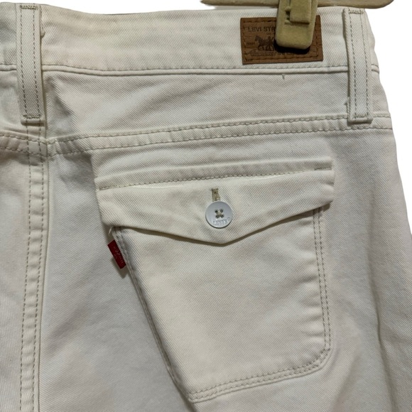 Levi’s - 545 Jeans - White Capri Jeans - size 8 - Picture 3 of 6